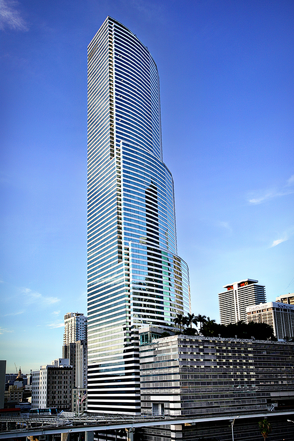 Sumitomo Corporation of Americas Purchases Iconic Miami Tower